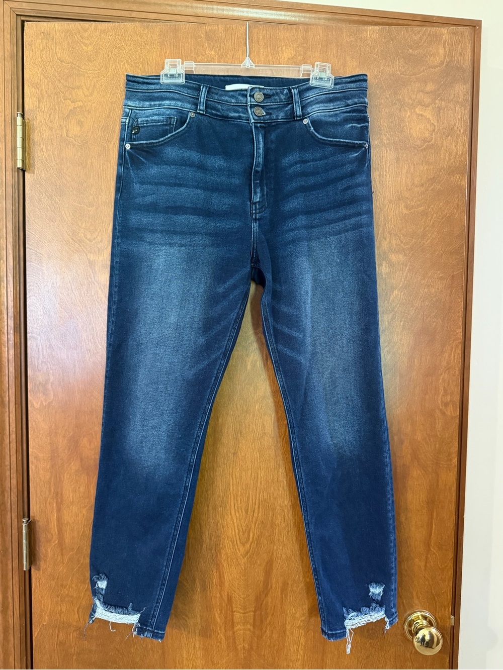 KanCan Dark Blue Cropped Skinny Jeans Size 15/31